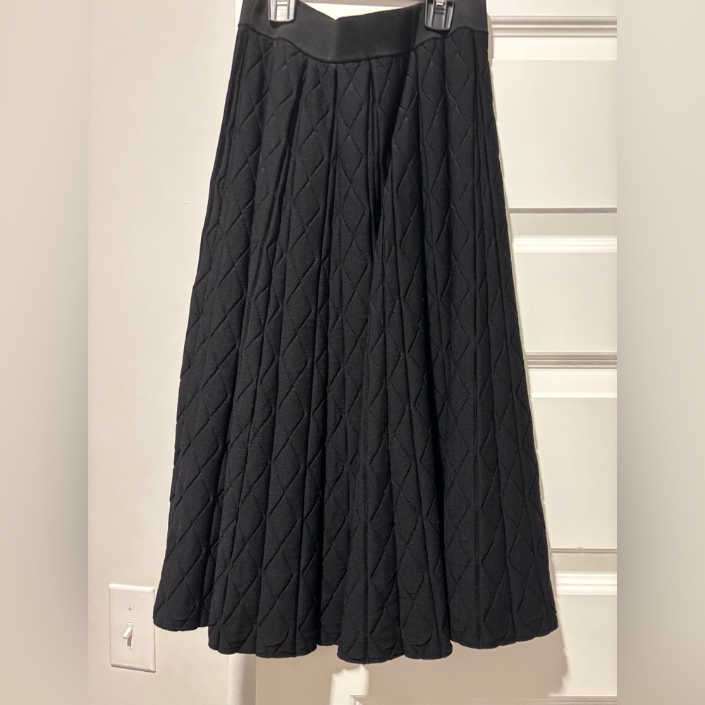 Aleeza Paris Black A-Line Quilted Skirt